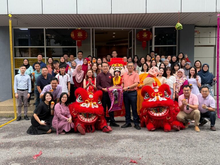 Kelington Group Berhad Celebrates Chinese New Year with a Spectacular Lion Dance Performance