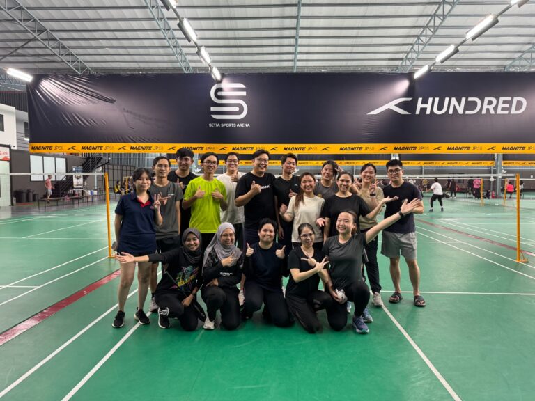Shuttle Smashes & Laughter Echoes 🏸